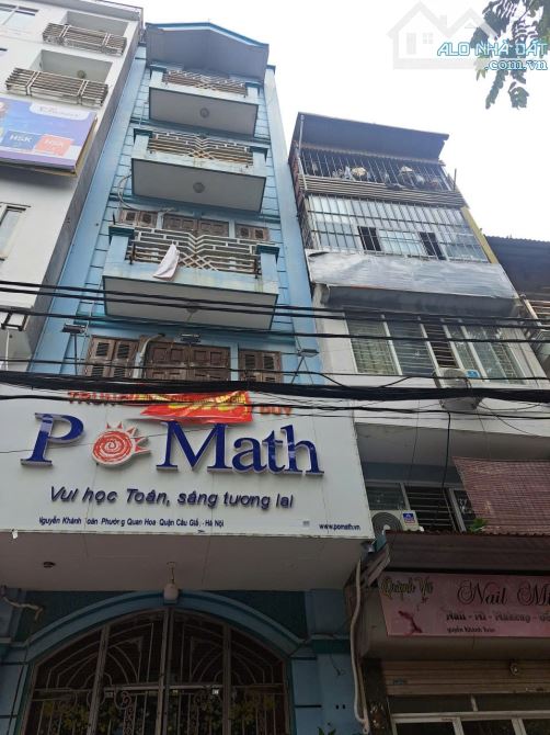 Cho thuê căn nhà ngõ 158 phố Nguyễn Khánh Toàn, Dt 50m2 x 5 tầng đường rộng để ô tô