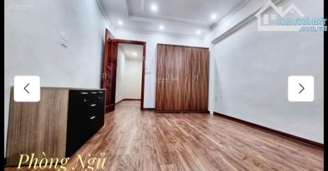 CHO THUÊ NHÀ NGỌC LÂM LONG BIÊN 12.5 TRIỆU 33m 5 TẦNG Ô TÔ GẦN NGUYỄN VĂN CỪ