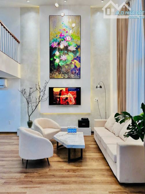 CHO THUÊ BIỆT THỰ ĐƯỜNG MỸ ĐA ĐÔNG 8, GẦN CHỢ BẮC MỸ AN