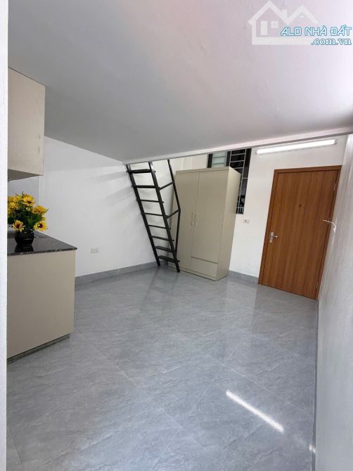 Cho Thuê CCMN Ngõ 1 Hữu Lê Thanh Trì 25m2 Gác Xép Cửa Sổ Ban Công Thang Máy Full Đồ Ô Tô