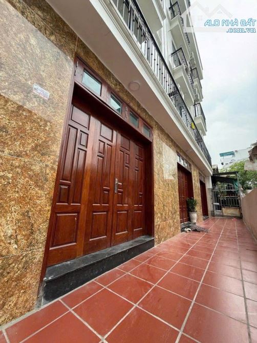CHO THUÊ NHÀ PHỐ ĐÀM QUANG TRUNG – LONG BIÊN – NGAY CHÂN CẦU VĨNH TUY + Vị trí gần Cầu Vĩn