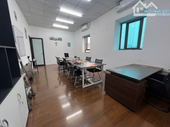 CHO THUÊ VĂN PHÒNG 35M2 GIÁ 7 TRIỆU PHỐ TRẦN QUỐC VƯỢNG