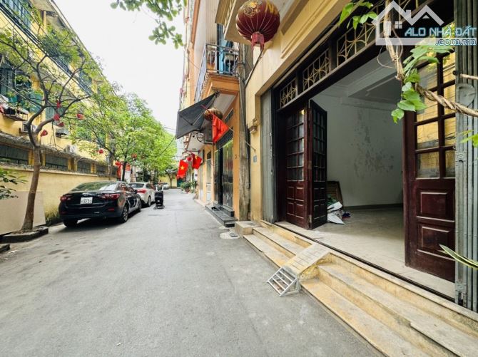 Cho thuê phòng trọ riêng biệt tầng 1 giá 4 tr 40m2 Cầu Diễn, Nam Từ Liêm