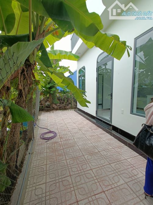 CHO THUÊ NHÀ LÊ VĂN PHẨM P6 MỸ THO - GIÁ 8 TRIỆU