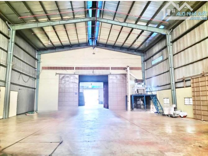 * Cho thuê kho xưởng*1300m2 gần Nguyễn Duy Trinh, Phường Phú Hữu, Quận 9