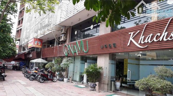 Cho thuê mặt bằng phố Huế - 250m2 - MT 14m - 90tr/tháng