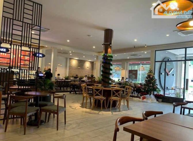 CHO THUÊ MẶT TIỀN 20 M 800 M² ĐƯỜNG NGUYỄN VĂN CỪ TRUNG TÂM THÀNH PHỐ CẦN THƠ