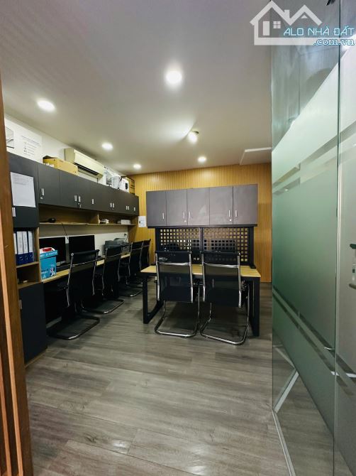 CHO THUÊ TÒA NHÀ VĂN PHÒNG 6 TẦNG –6M *10M - TÂN CẢNG, P25, BÌNH THẠNH – GẦN LANDMARK 81.
