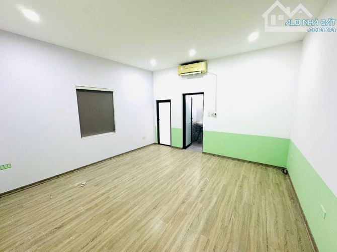 Cho thuê nhà 2 tầng Mai Phúc- 97m2- 15tr/thg