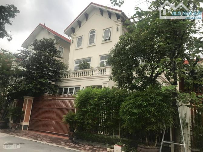 Cho thuê biệt thự Mễ Trì Thượng – Từ Liêm DT 125m x 4 tầng, vỉa hè ôtô đỗ giá thuê 26tr/th
