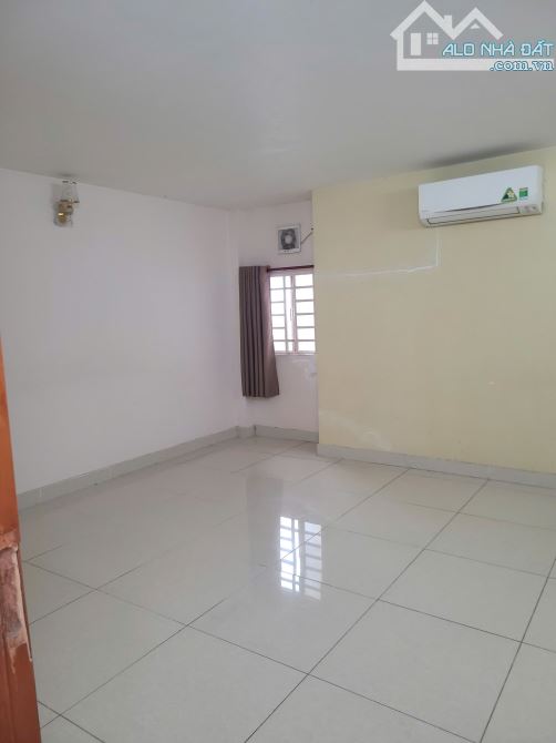 Cho thuê nhà nguyên căn hẻm xe hơi Nguyễn Oanh, khu cư xá Lam Sơn