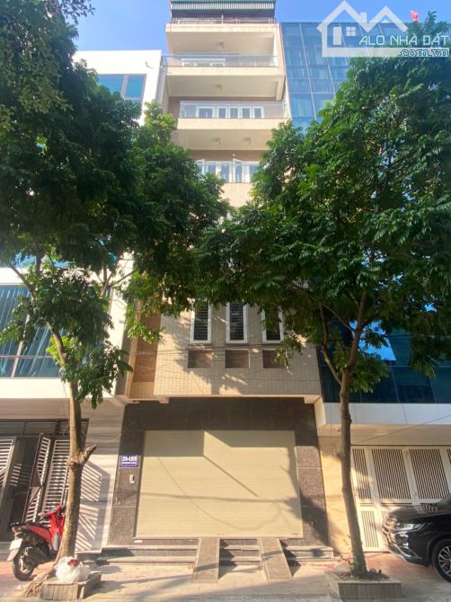 Cho thuê nhà Nguyễn Cơ Thạch - Mỹ Đình. DT 120m2, 5 tầng (9 phòng), Full đồ. 2 mặt tiền