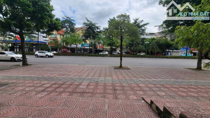 CHO THUÊ MẶT BẰNG VĂN PHÒNG ,TÒA NHÀ 6T-TM -KD- MẶT PHỐ NGÔ GIA TỰ - LONG BIÊN.