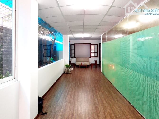 Mặt bằng đẹp mặt tiền Nam Kỳ Khởi Nghĩa – 3m x 15m - Giá 19tr