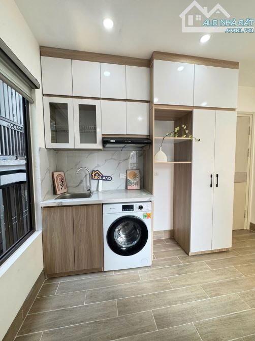 Cho Thuê CCMN 102 Pháo Đài Láng Đống Đa 20m2 Studio Cửa Sổ Ban Công Thang Máy Full Đồ