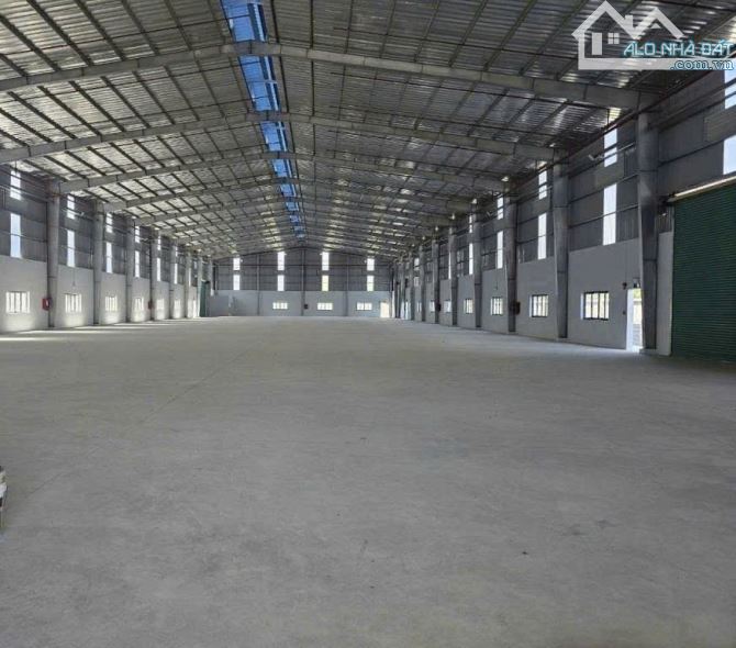 CHO THUÊ KHO XƯỞNG MỚI NGOÀI KCN BẾN LỨC LONG AN 2200M2 GIÁ 150TR- PCCC TỰ ĐỘNG ĐƯỜNG CONT