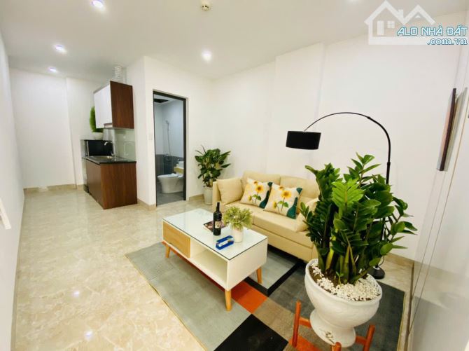 Cho Thuê CCMN 130 Nguyễn Văn Tuyết Đống Đa 40m2 1N1K Ban Công Thang Máy Hầm Để Xe Ô Tô Đỗ