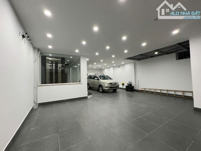 CHO THUÊ NHÀ PHỐ QUẢNG BÁ-TÂY HỒ-VEW HỒ-DT 100M 5T-THANG MÁY-GARA 3 Ô TÔ-5PN RỘNG-CHỈ 45TR