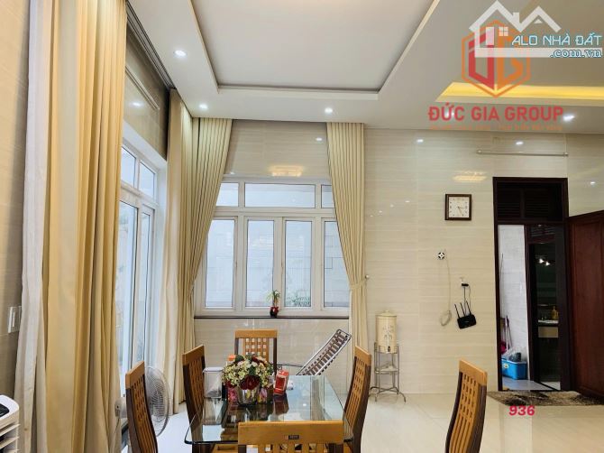 Cho thuê biệt thự 1 trẻ trệt 2 lầu 1 sẹc đường Lý Văn Sâm, P.Tam Hiệp giá 28tr/tháng