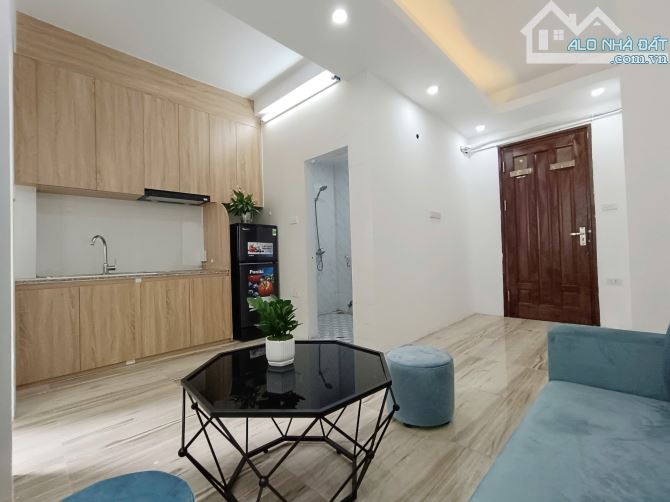 Cho Thuê CCMN 210 Nguyễn Lân Thanh Xuân 40m2 1N1K Cửa Sổ Ban Công Thang Máy Gần Chợ