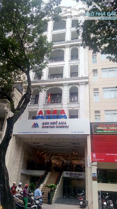 Cho thuê toà nhà vị trí đắc địa mặt tiền Trương Định, 1H 9L DTS 1800m2 - giá thuê 600triệu