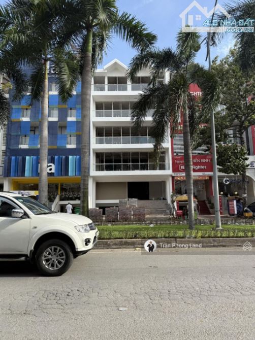Chính chủ cho thuê nhà mặt tiền 125-127 Nguyễn Thị Thập, P. Tân Hưng, Q7, 10x20m