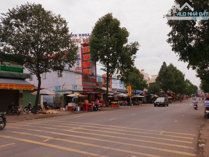 Giá thuê 6 triệu/ tháng. Cho thuê nhà mặt tiền Bùi Hữu Nghĩa, P. Bửu Hoà. ngang 8m phù hợp