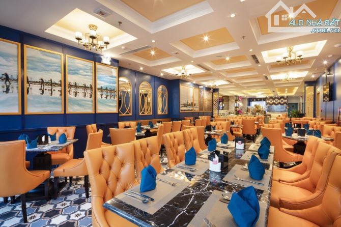 Cho thuê khách sạn 4 sao 142 phòng giá 900 triệu Nha Trang,Khánh Hoà
