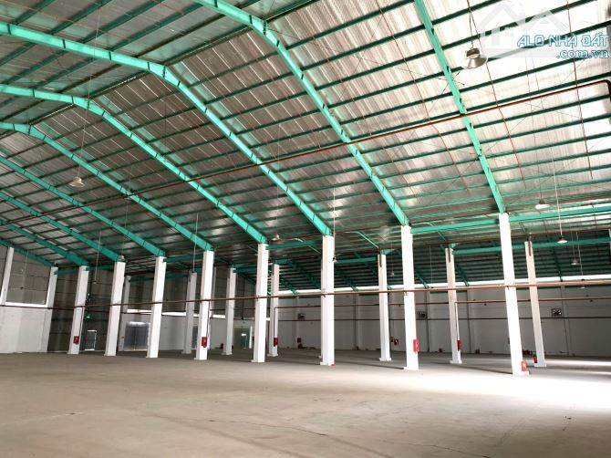 CHO THUÊ KHO XƯỞNG 6000m2 MẶT TIỀN QUỐC LỘ 1A – BẾN LỨC, LONG AN