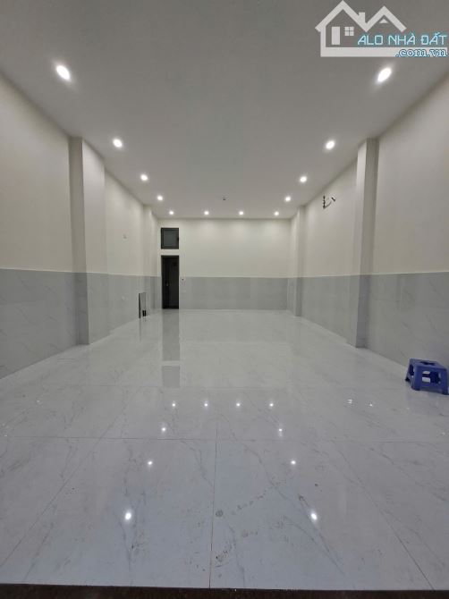 CHO THUÊ MẶT BẰNG RIÊNG BIỆT MẶT TIỀN TRẦN HỮU TRANG GẦN PHAN ĐĂNG LƯU - HÒA CƯỜNG