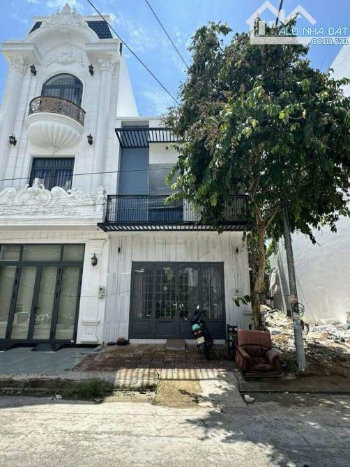 Cho thuê nhà 3 phòng ngủ khu văn hoá Tây Đô 7,5 triệu