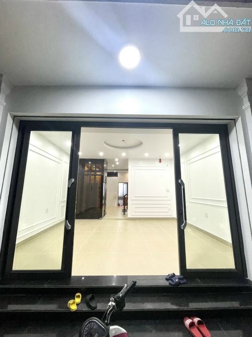 Cho thuê khách sạn full nội thất Phố Văn Cao - ngô quyền hải phòng