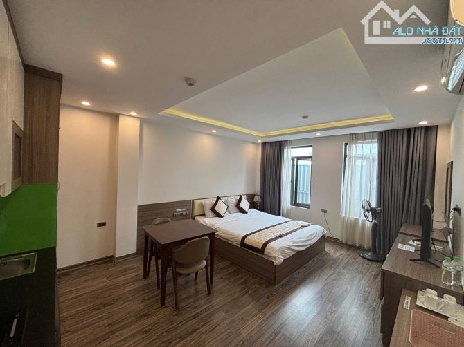 CHO THUÊ KHÁCH SẠN VỊ TRÍ VIP – 2 MẶT TIỀN PHỐ VĂN CAO