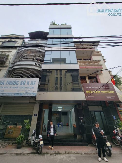 Cho thuê nhà Khuất Duy Tiến 70m2 x 6 tầng thông sàn thang máy điều hòa âm trần