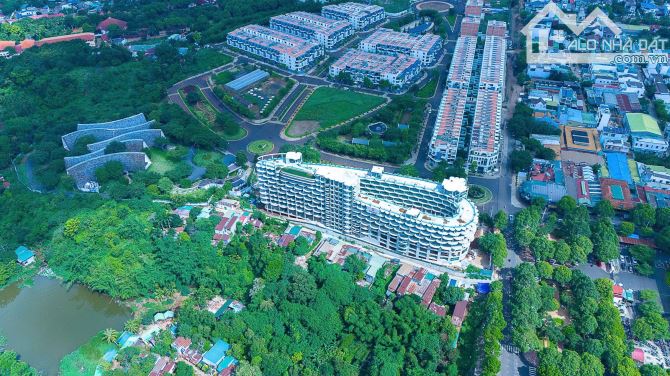NHÀ NGUYÊN CĂN TẠI KHU TRUNG NGUYÊN - NGUYỄN ĐÌNH CHIỂU