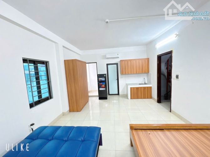 Cho Thuê CCMN 89 Phạm Văn Đồng Cầu Giấy 35m2 Studio Cửa Sổ Ban Công Giặt Riêng Thang Máy