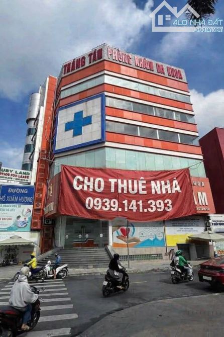 Cho thuê nhà 2 mặt tiền 74 Cách Mạng Tháng 8, Q.3, 9m*22m, nở 11m, hầm 7 tầng, 450tr/th