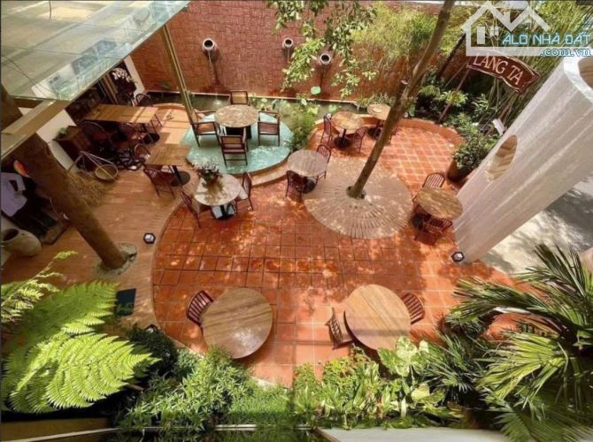Cho thuê biệt thự sân vườn 20 Kỳ Đồng, Quận 3 DT 500m2 giá thuê 150 triệu