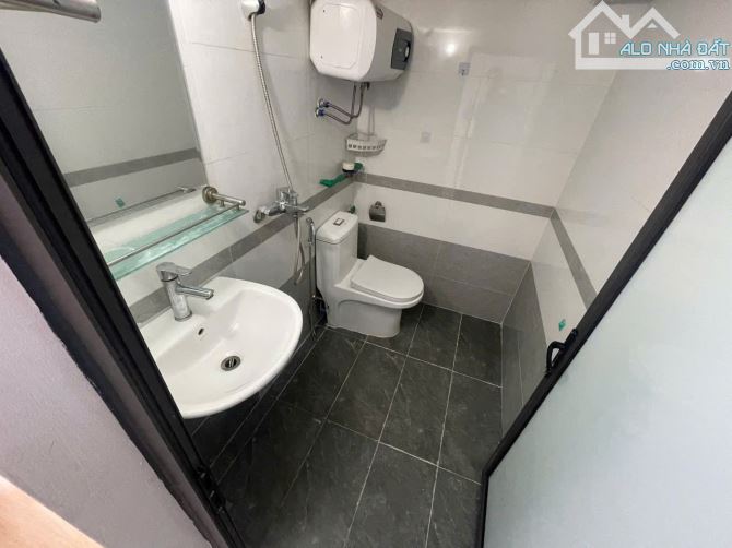 Cho Thuê CCMN 54 Hà Trì 2 Hà Đông 30m2 Gác Xép Ban Công Cửa Sổ Thang Máy Full Nội Thất