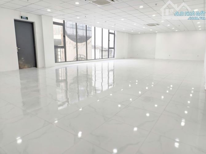 cho thuê văn phòng giá rẻ 150m2 đường cô bắc quận 1