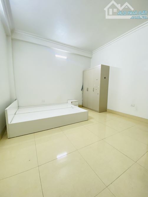 Cho thuê CCMN tại 29 Cầu Diễn, Dt 25m2, giá 3.5 triệu /tháng cạnh Chợ Cầu Diễn