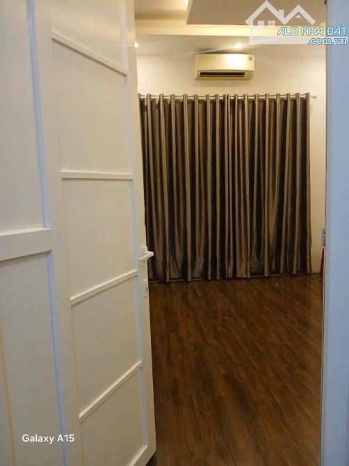 Cho thuê nhà LẠC LONG QUÂN, Trịnh Công Sơn. 16 triệu/tháng. Phù hợp ở hộ gia đình