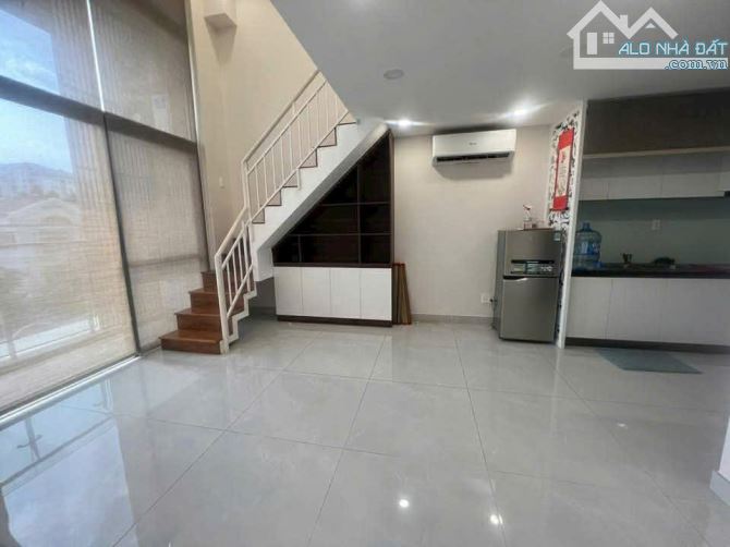 Cần cho thuê Shophouse Midtow , dt: 54m2 , có thể làm Văn phòng và ở , giá : 17 triệu