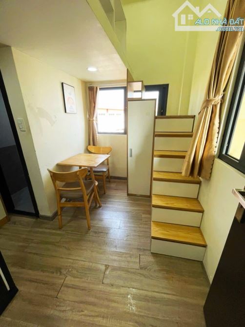 Cho thuê căn hộ Duplex (có gác), Q4, Đường Nguyễn Thần Hiến, gần ĐH Nguyễn Tất Thành