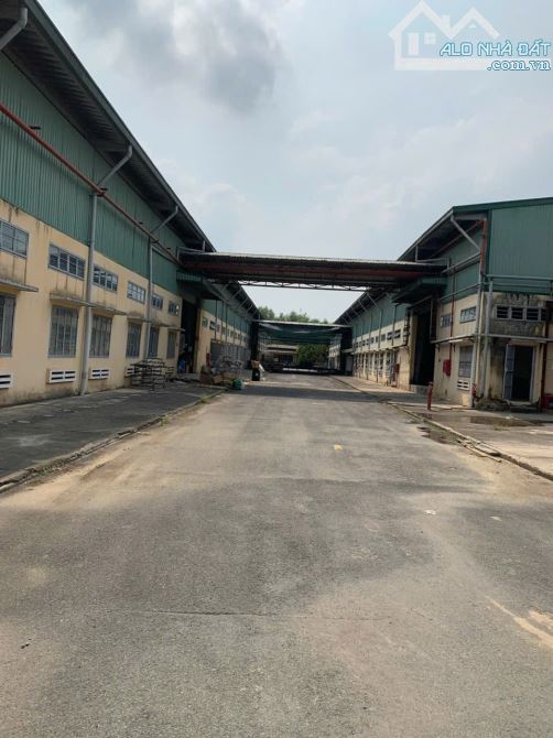 Cho thuê nhà xưởng sản xuất khuân viên rộng 3,7ha Thuộc Tân An Vĩnh Cửu Đồng Nai giá rẻ