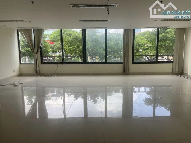 Cho thuê văn phòng Nguyễn Văn Linh giá cực tốt chỉ 170k/m2