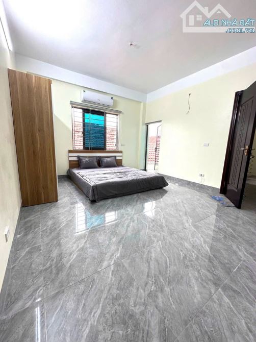 Cho Thuê CCMN 72 Tây Mỗ Nam Từ Liêm 30m2 Studio Cửa Sổ Ban Công Giặt Riêng Thang Máy