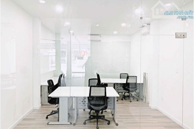 Văn phòng full nội thất – Hỗ trợ pháp lý, giá tốt nhất khu vực
