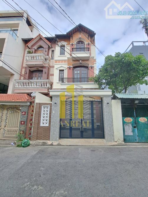 CHO THUÊ NHÀ ĐƯỜNG QUỐC HƯƠNG 5 PHÒNG - ĐƯỜNG LỚN - GIÁ 35 TRIỆU