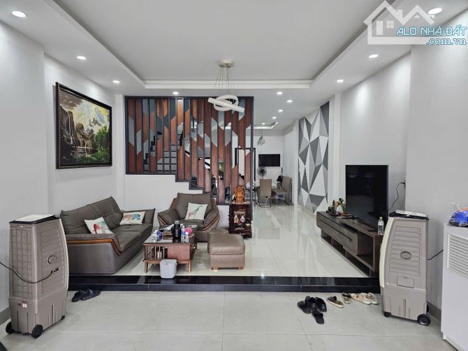 Cho thuê nhà đường N1 Võ Thị Sáu, phường Trấn Biên, Thống Nhất củ